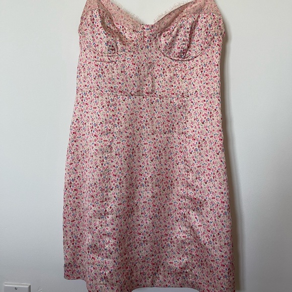 isabelles cabinet Dresses & Skirts - Isabelle’s cabinet dress